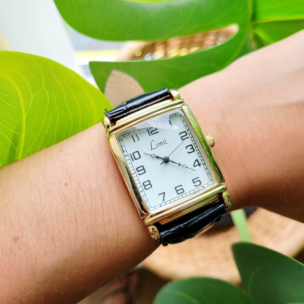 Vintage Limit Black Leather Watch - Picture 4 of 8